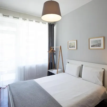 Lolla's House Rum i privatbostad Oporto