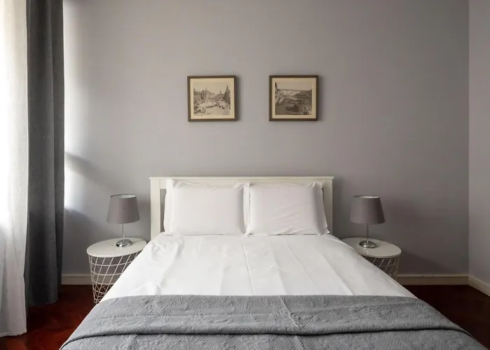 ホームステイ Lolla's House