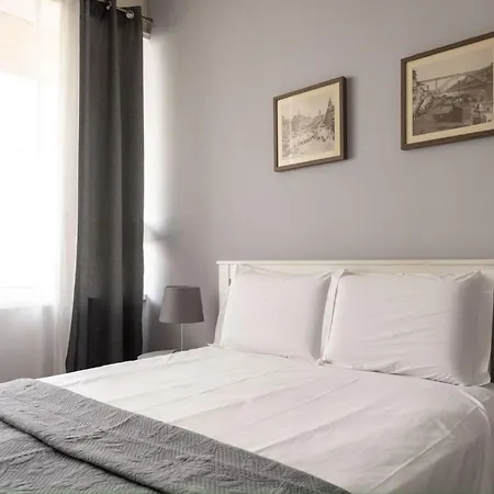 Lolla's House Homestay Porto