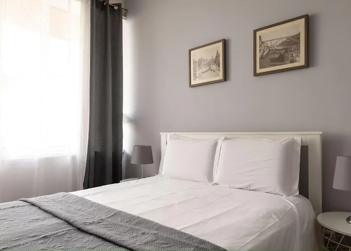 Lolla's House Homestay Porto